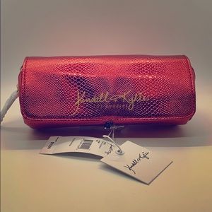 Kendal + Kylie Pouch and Brush Organizer